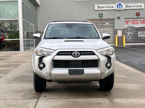 2024 Toyota 4Runner TRD Off Road
