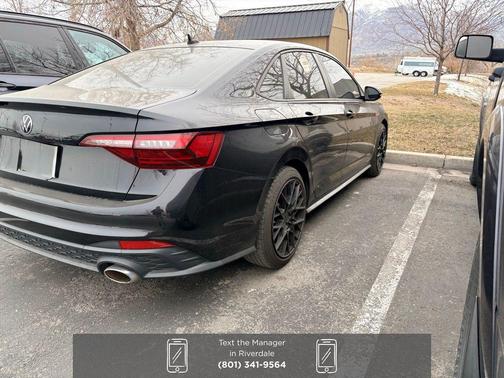 2022 Volkswagen Jetta GLI 2.0T Autobahn