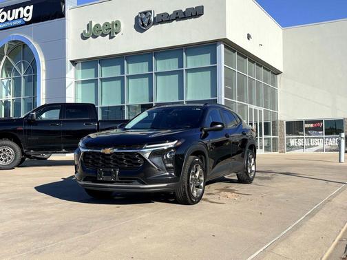 2024 Chevrolet Trax LT