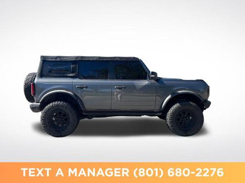 CARBONIZED GRAY METALLIC 2021 Ford Bronco Badlands