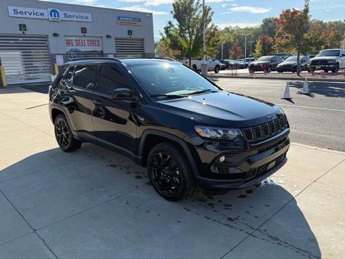 2025 Jeep Compass Latitude