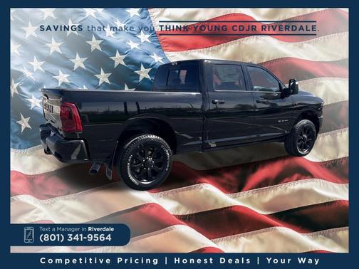 Diamond Black Crystal Pearlcoat 2026 RAM 3500 Laramie Crew Cab 4x4 6'4' Box