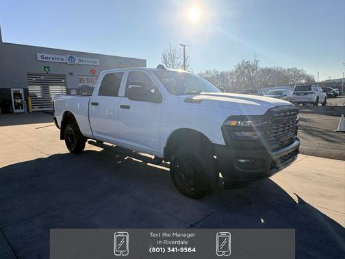 2026 RAM 2500 Tradesman Crew Cab 4x4 6'4' Box