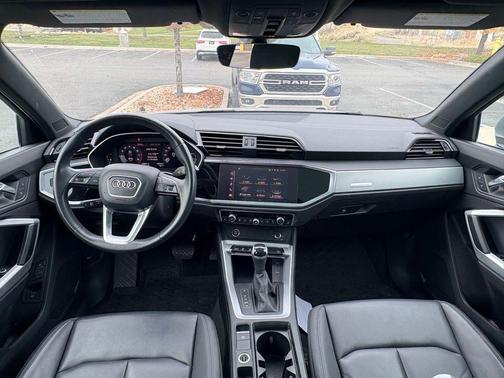 2022 Audi Q3 40 Premium Plus