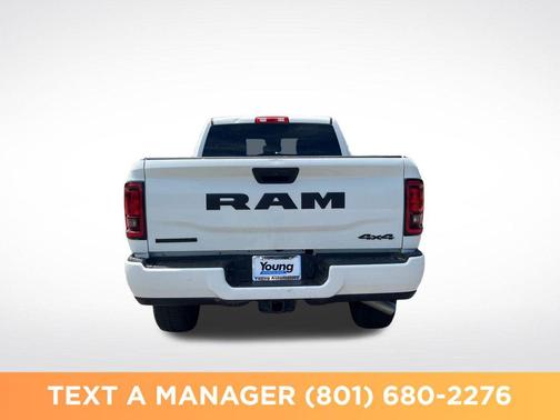 Bright White Clearcoat 2025 RAM 2500 Big Horn Crew Cab 4x4 6'4' Box