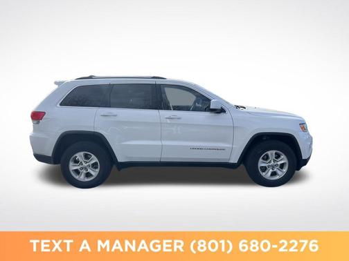 Bright White Clearcoat 2016 Jeep Grand Cherokee Laredo