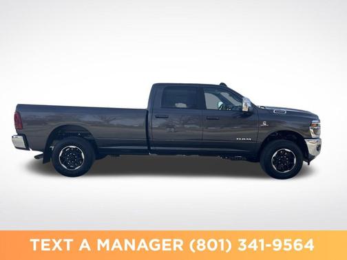 Granite Crystal Metallic Clearcoat 2026 RAM 2500 Laramie Crew Cab 4x4 8' Box