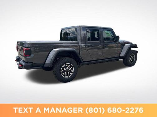 Granite Crystal Metallic Clearcoat 2026 Jeep Gladiator Rubicon