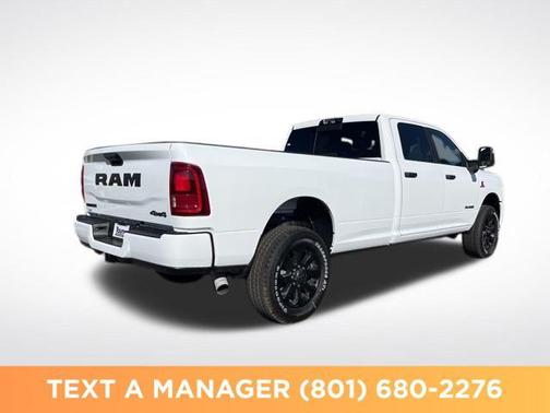 Bright White Clearcoat 2026 RAM 2500 Big Horn Crew Cab 4x4 8' Box