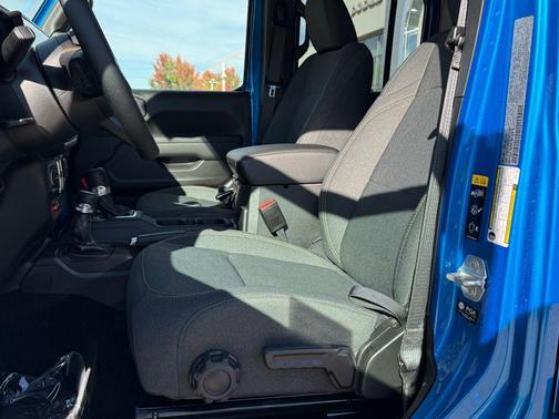 2025 Jeep Gladiator Willys