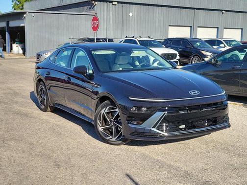 2026 Hyundai SONATA SEL