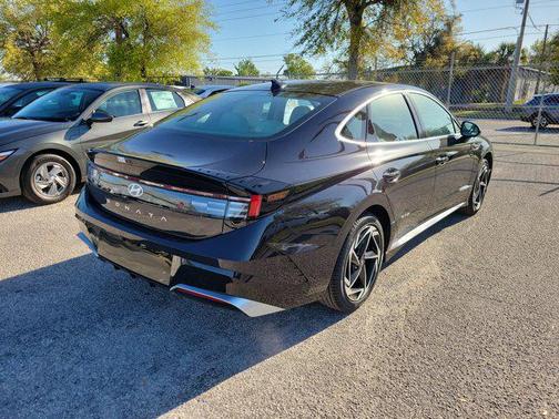 2026 Hyundai SONATA SEL