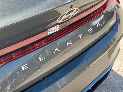 2026 Hyundai ELANTRA HEV Limited