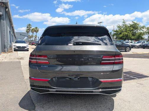 Makalu Gray 2026 Genesis GV80 2.5T