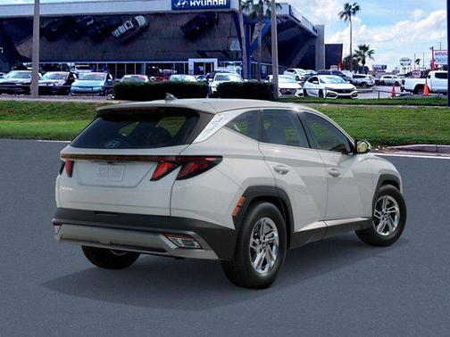 2026 Hyundai TUCSON SE