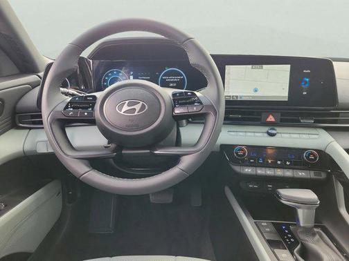 2025 Hyundai ELANTRA HEV Limited