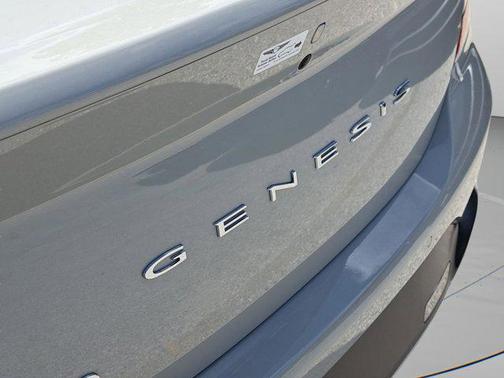 2026 Genesis G70 2.5T RWD Prestige
