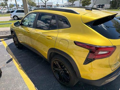 Nitro Yellow Metallic 2025 Chevrolet Trax FWD ACTIV