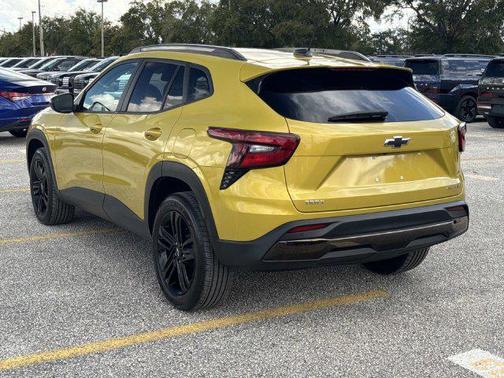 Nitro Yellow Metallic 2025 Chevrolet Trax FWD ACTIV