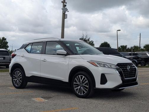 Fresh Powder 2021 Nissan Kicks SV