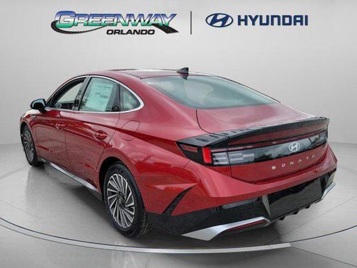 2025 Hyundai SONATA Hybrid SE