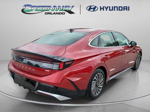 2025 Hyundai SONATA Hybrid SE