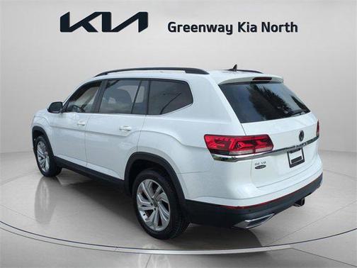 2022 Volkswagen Atlas 3.6L SE w/Technology