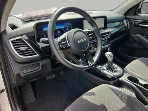 2024 Kia Seltos X-Line