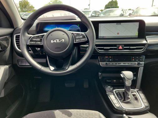 2024 Kia Seltos X-Line