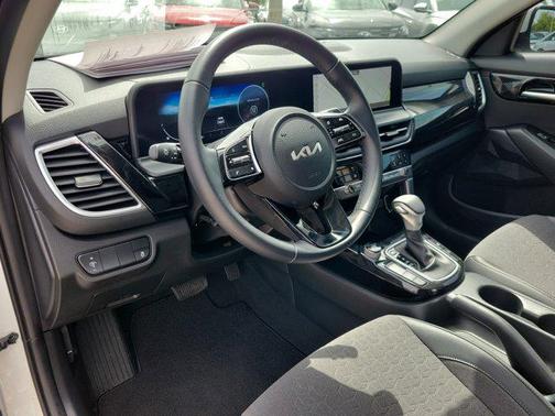 2024 Kia Seltos X-Line