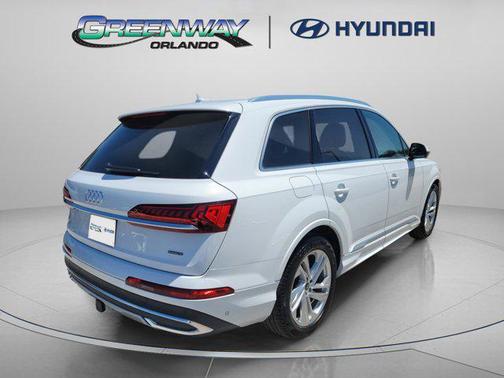 2023 Audi Q7 55 Prestige