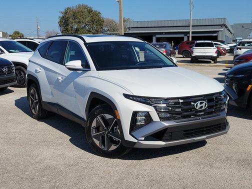 2026 Hyundai TUCSON SEL Premium