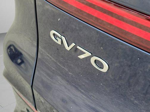 2026 Genesis GV70 3.5T Sport Advanced