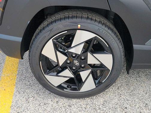 Ecotronic Gray Pearl 2026 Hyundai KONA Limited