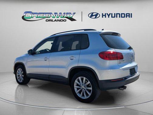 Reflex Silver Metallic 2017 Volkswagen Tiguan 2.0T S