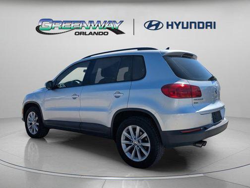 Reflex Silver Metallic 2017 Volkswagen Tiguan 2.0T S