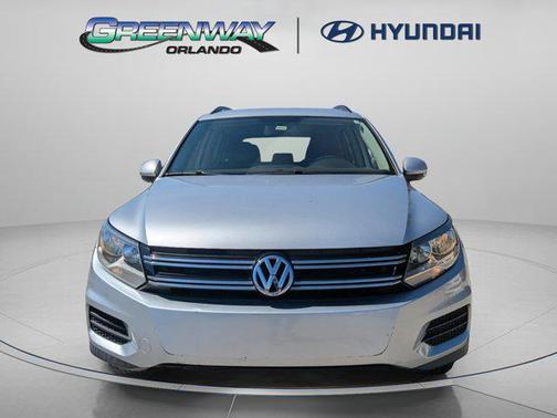 Reflex Silver Metallic 2017 Volkswagen Tiguan 2.0T S