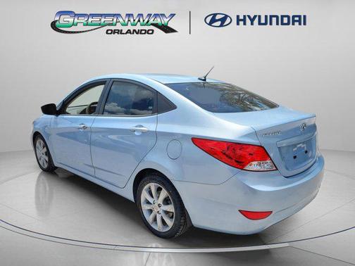 2013 Hyundai Accent GLS