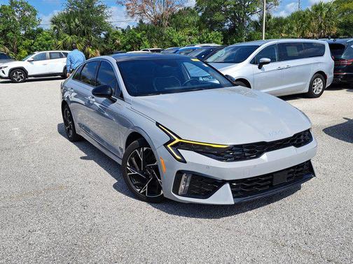 2025 Kia K5 GT-Line