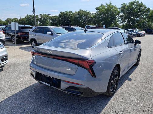 2025 Kia K5 GT-Line