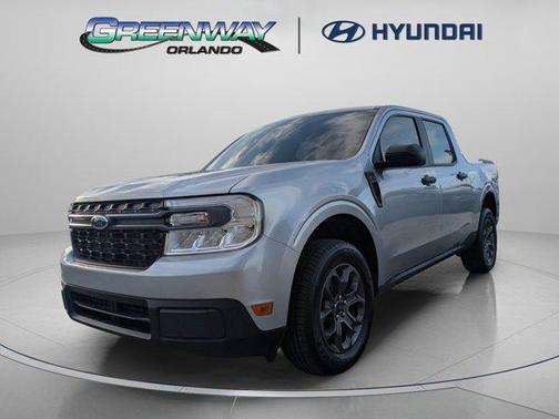 Silver Metallic 2024 Ford Maverick XLT