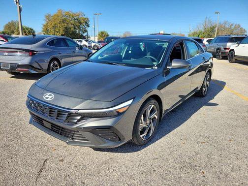 2026 Hyundai ELANTRA Limited