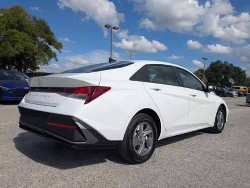 Serenity White 2026 Hyundai ELANTRA SE