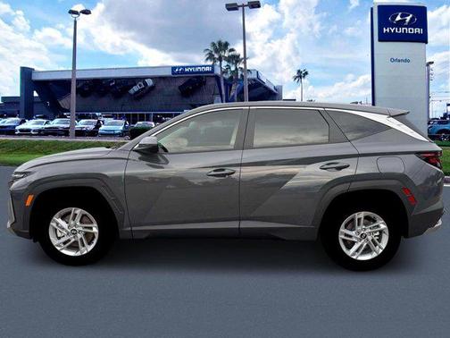 Ecotronic Gray 2026 Hyundai TUCSON SE