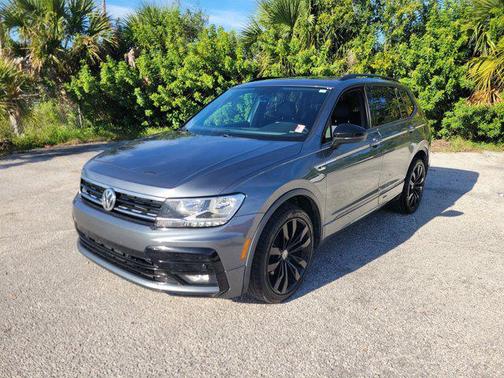 2020 Volkswagen Tiguan 2.0T SE R-Line Black