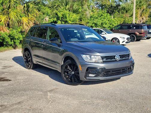 2020 Volkswagen Tiguan 2.0T SE R-Line Black