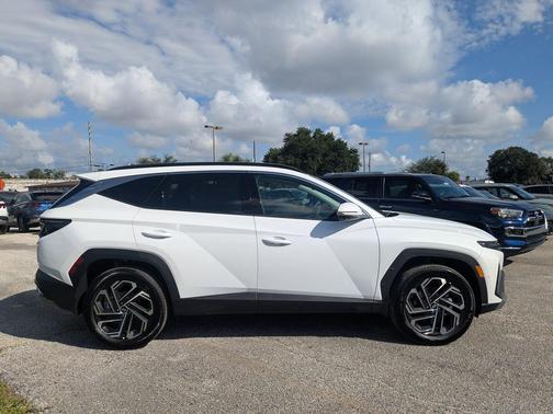Creamy White Pearl 2026 Hyundai TUCSON Hybrid Limited