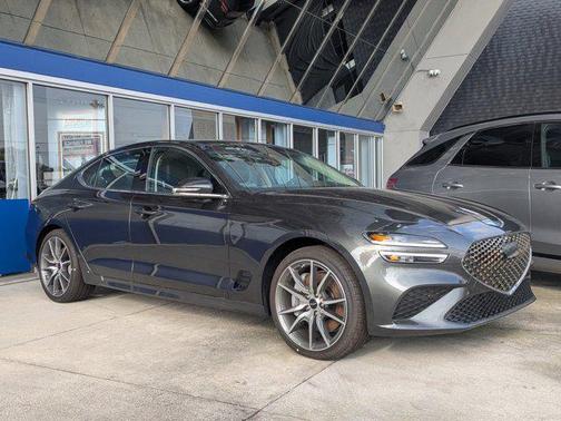 Makalu Gray 2026 Genesis G70 2.5T AWD Prestige
