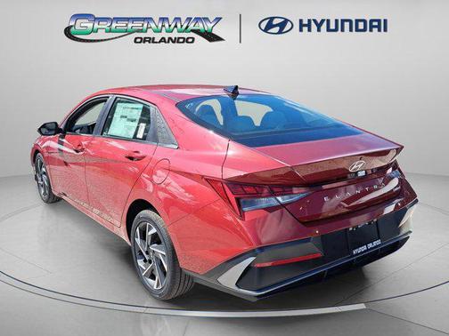 2025 Hyundai ELANTRA Limited