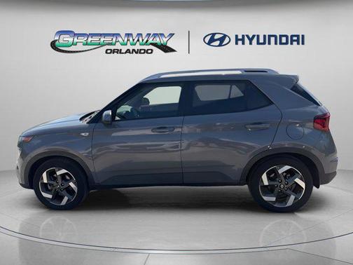 2022 Hyundai VENUE SEL